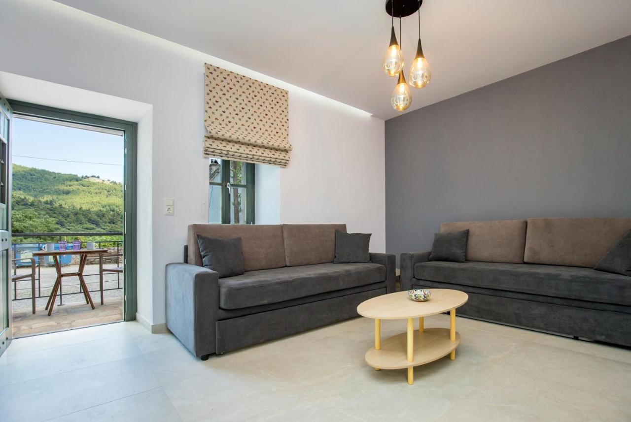 Oikos Daretsou Apartamento Theológos Exterior foto
